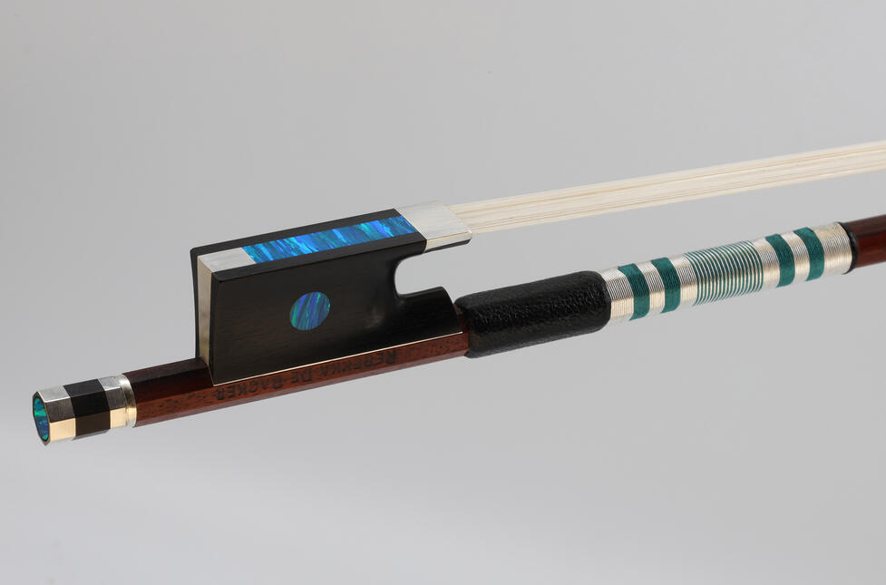 Violin bow 2022